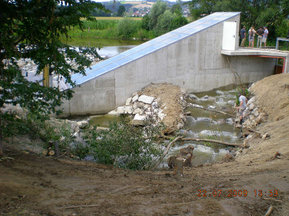 Flussbau von Thomas Bräuer Erdbau - Steinmauern